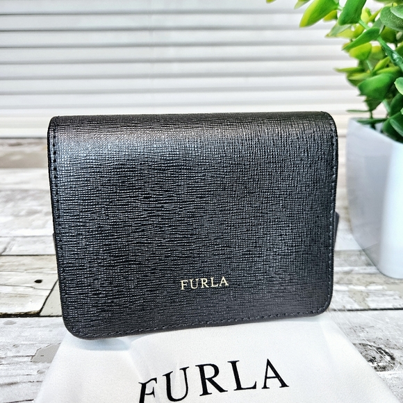 NIB Furla Classic Trifold Leather Wallet - Picture 1 of 11
